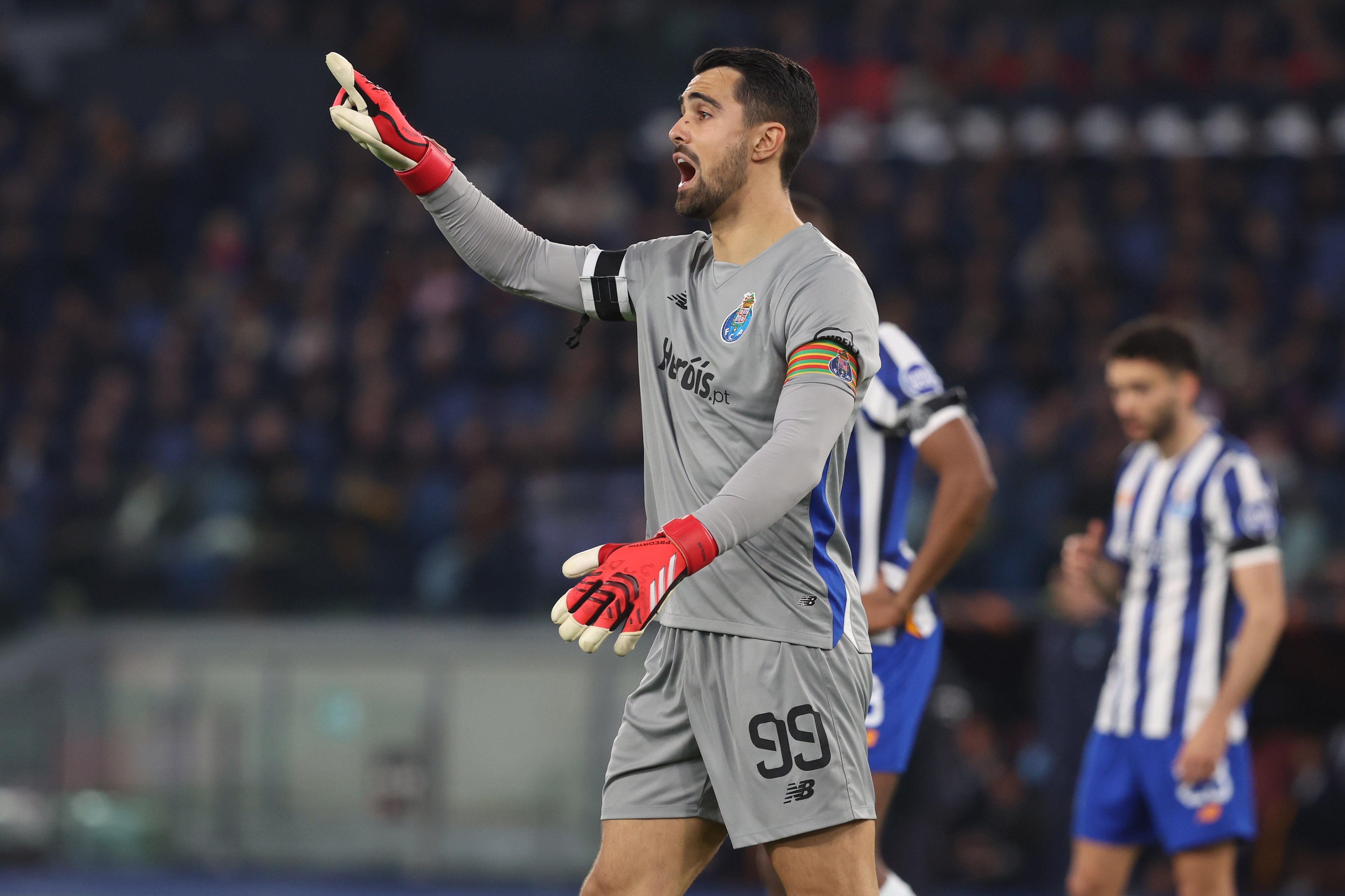 德天空：加拉塔萨雷报价2000万欧+附加条款求购迪奥戈-科斯塔